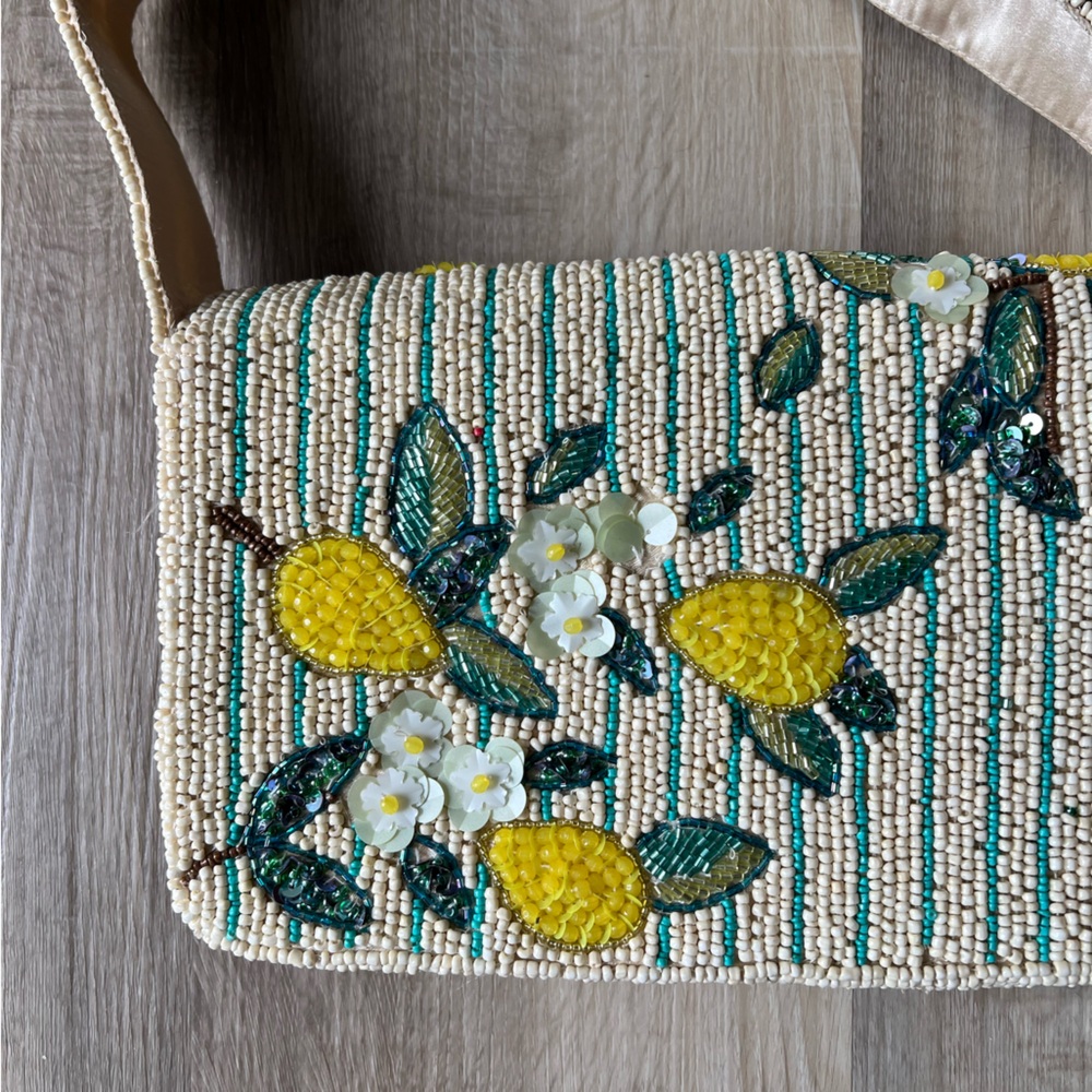 Embellished Lemon Pattern Shoulder Bag - Picture 5 of 6